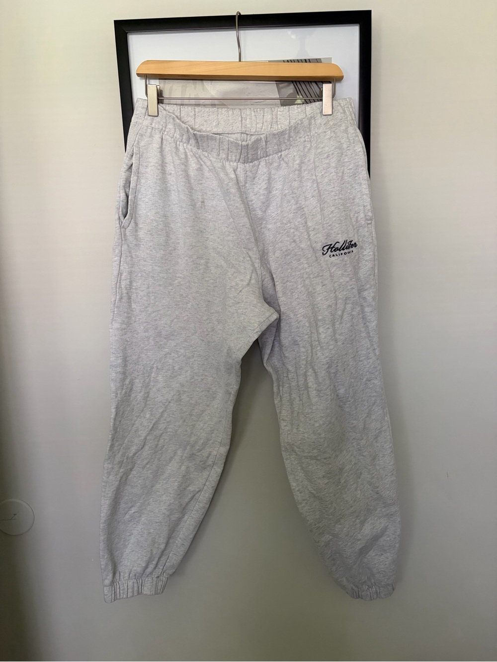 Hollister Women’s Light Gray Sweatpants
